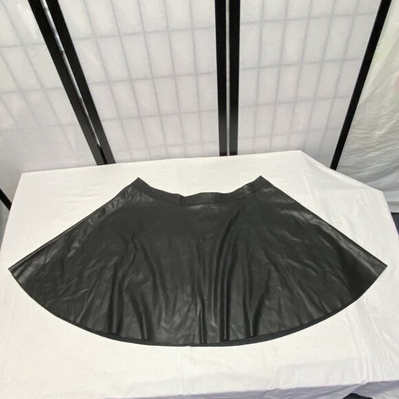 Fahsyee Black Faux Leather Skater Mini Skirt Circle Pleather Back Zip XXXL - Picture 9 of 13